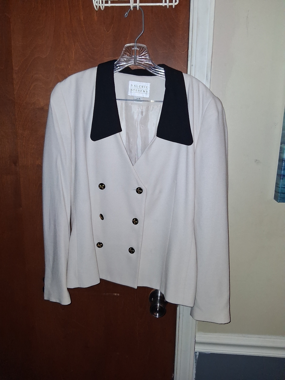 Valerie Stevens Cream Double-Breasted Jacket with Black Collar